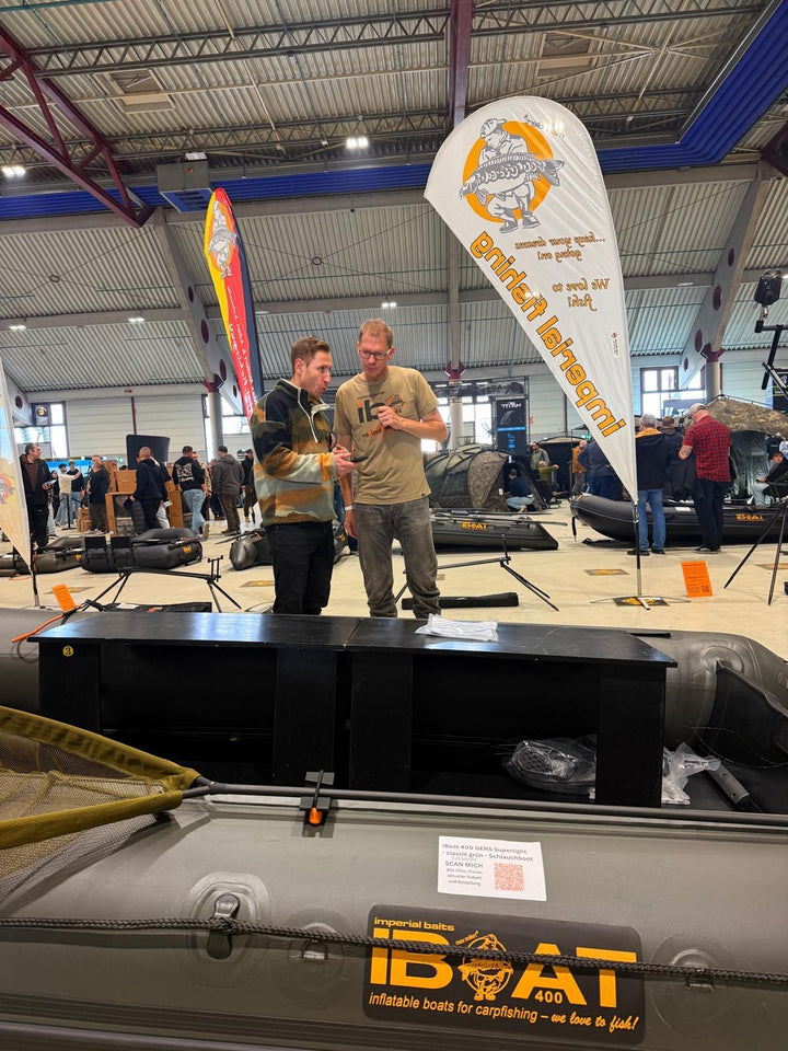 iBoat 400 Extrabreit – Bootsangeln mit Komfort und Stabilität – Imperial Fishing GmbH